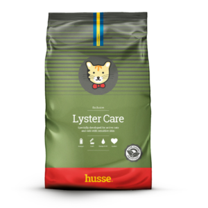 croquettes pour chat actif en bonne santé avec husse