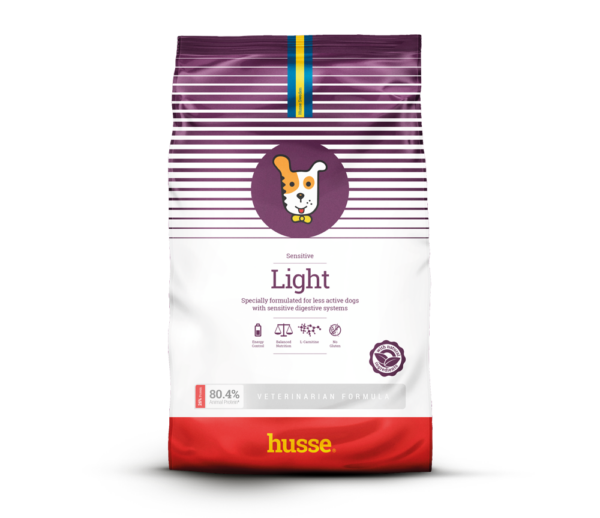 croquettes light pour chien en bonne santé avec husse