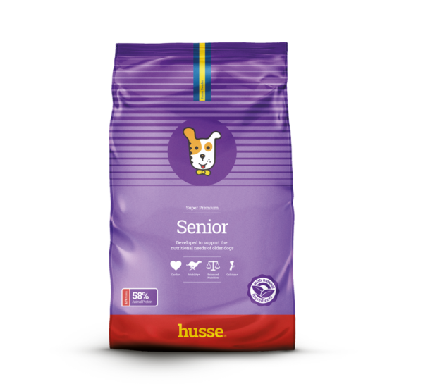croquettes pour chien senior de petite taille en bonne santé avec husse