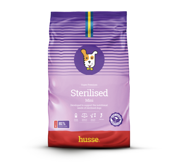 croquettes pour chien adulte stérilisé de petite taille en bonne santé avec husse