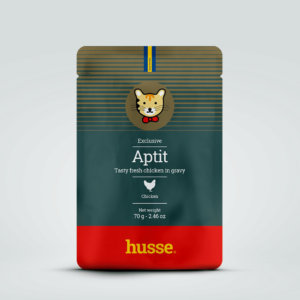 filets de poulet en sauce pour chat en bonne santé avec husse